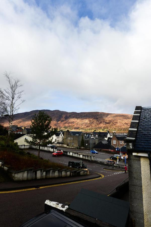 No. 1 Caberfeidh Hotel Fort William Exterior foto